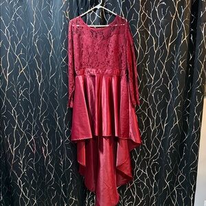 Elegant Red Lace High-Low Dress